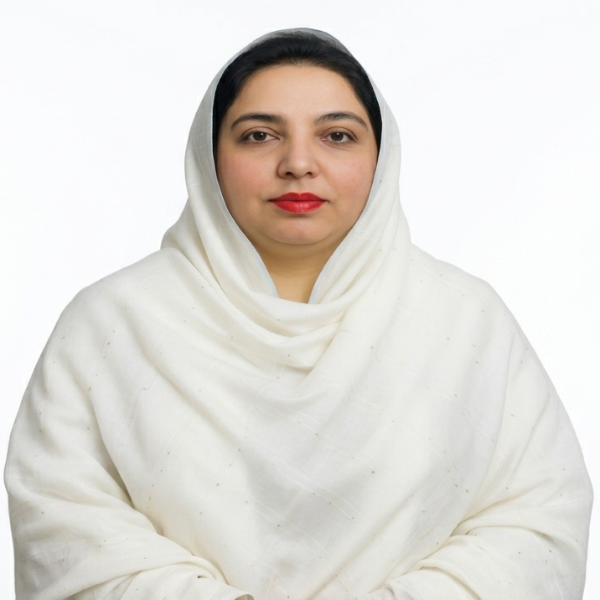 Dr Amna Habib